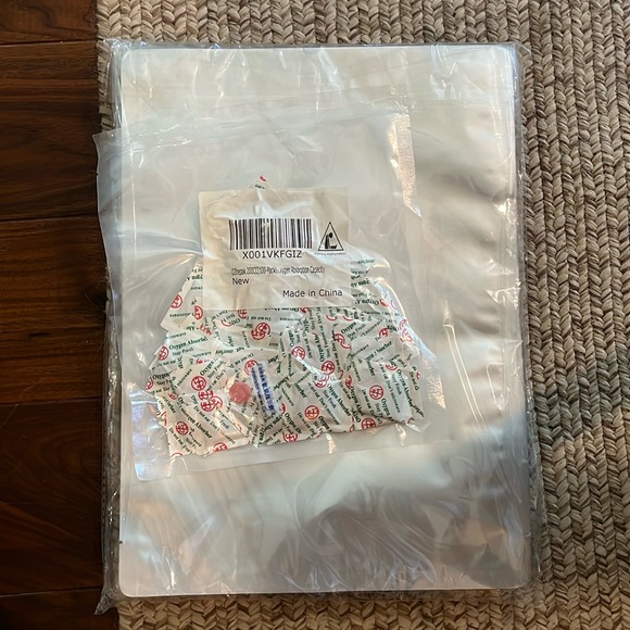 New. Never opened. - Picture 1 of 2